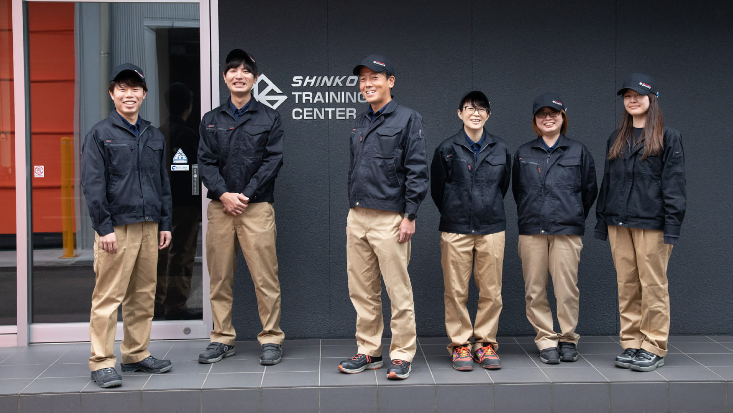 先輩社員から